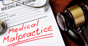 What to Consider Before Filing a Medical Malpractice Lawsuit